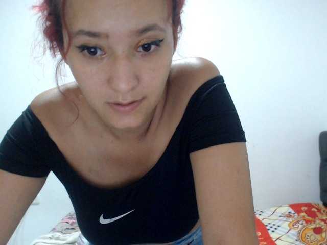 Capturas de tela de transmissão annieclark