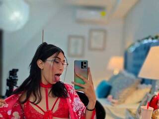 Chat de vídeo erótico April-Sum