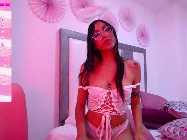 Fotos Aprilxlove Hi, i’m April… single? curious? lonely? fetish? ♥here I can please you in everything you want ♥❤⭐ Welcome guys ❤Cum with me ⭐❤⭐Lets go play⭐ 59 double penetration @goal