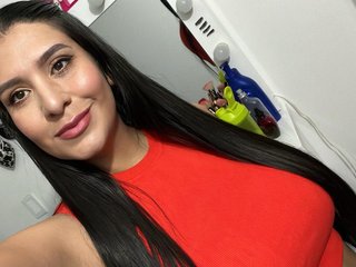 Chat de vídeo erótico ariana-sexy-horny