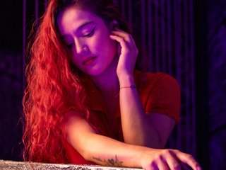 Chat de vídeo erótico AriBaker