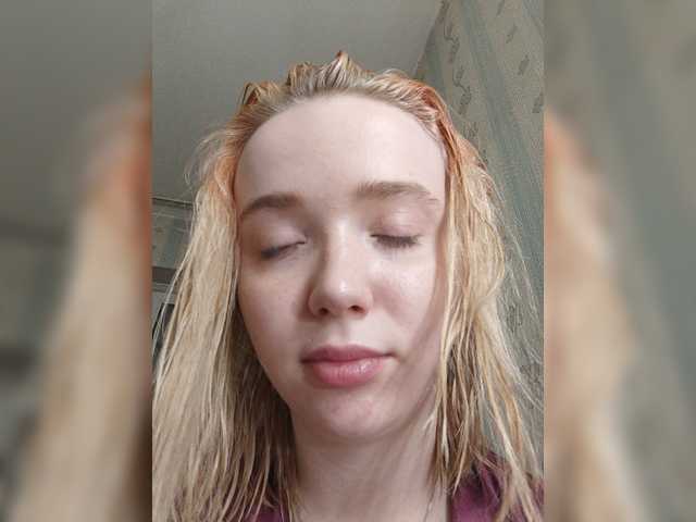 Fotos Baby-baby_ Hi, I'm Alice, I'm 21. subscribe and click on the heart I'll be glad ^^. watch your camera for 2 minutes 80 tokens. Popa 150 with one coin in the eye I do not go only full private group and pr