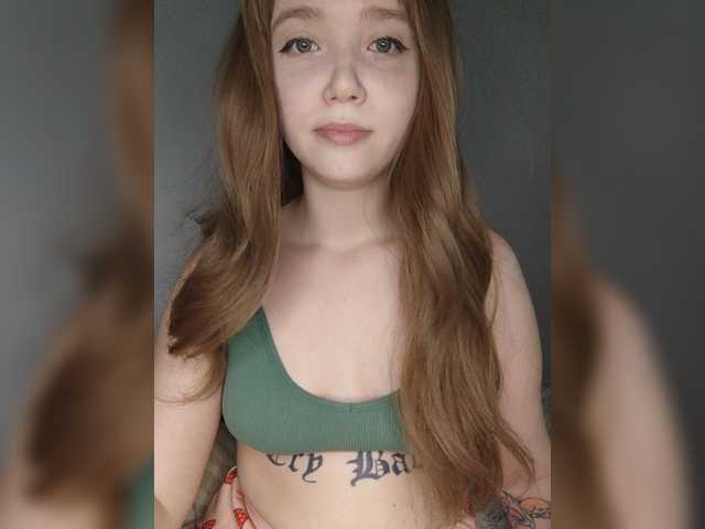 Fotos Baby-baby_ Hi my name is Alice I'm 22 I love lovens a lot of 2 tokensyour nickname on my body 222my instagram hellokitty6zloevaluation of your member 50 tokens