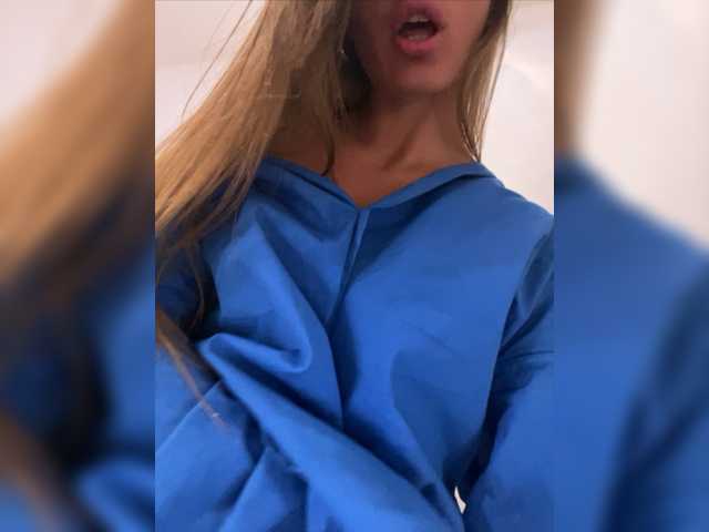 Capturas de tela de transmissão ArinaLove77