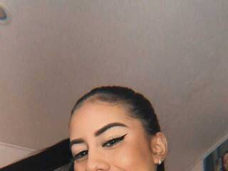 Chat de vídeo erótico AriWeet