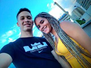 Chat de vídeo erótico ArthurandAlix