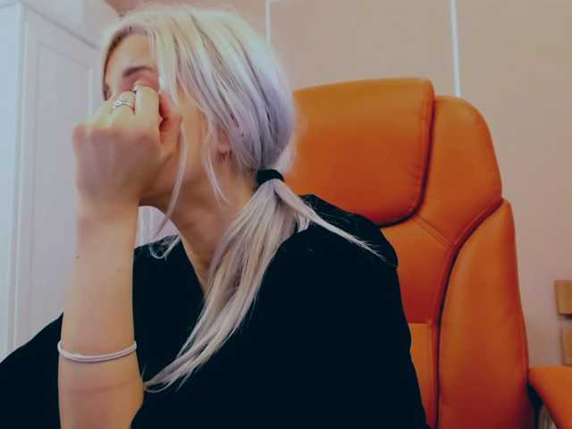 Capturas de tela de transmissão AryaJolie