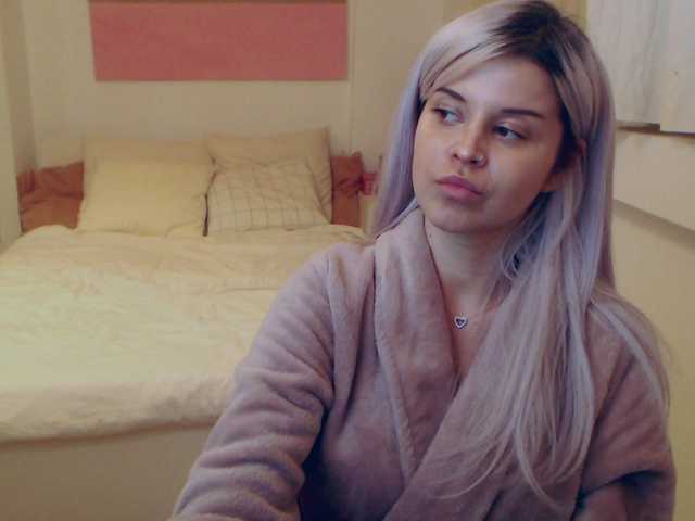 Capturas de tela de transmissão AryaJolie