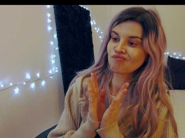 Capturas de tela de transmissão AryaJolie