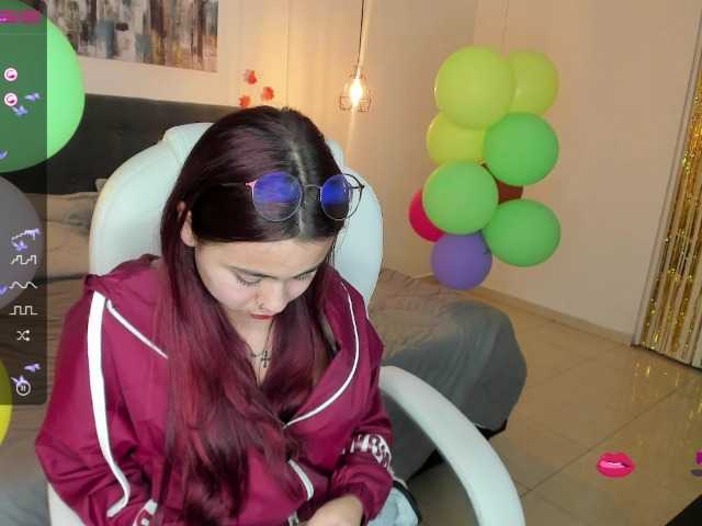 Capturas de tela de transmissão AshelyGirl