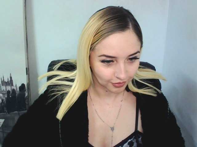 Capturas de tela de transmissão Ashleey