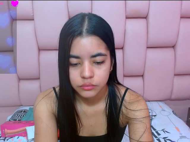 Capturas de tela de transmissão ashley18a