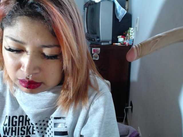 Capturas de tela de transmissão Ashly69