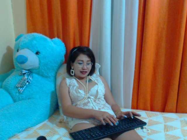 Capturas de tela de transmissão asiansusan