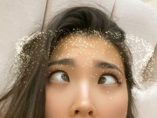 Chat de vídeo erótico assuri_yu
