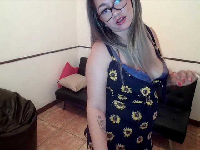 Capturas de tela de transmissão AstridEls