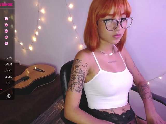 Fotos auroramiller heyy! welcome to my room, have fun with me #lovense #fuckmachine