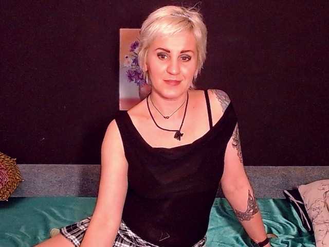 Capturas de tela de transmissão Amrolla