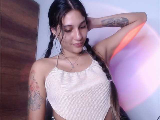 Capturas de tela de transmissão GOODGIRLYUMMM