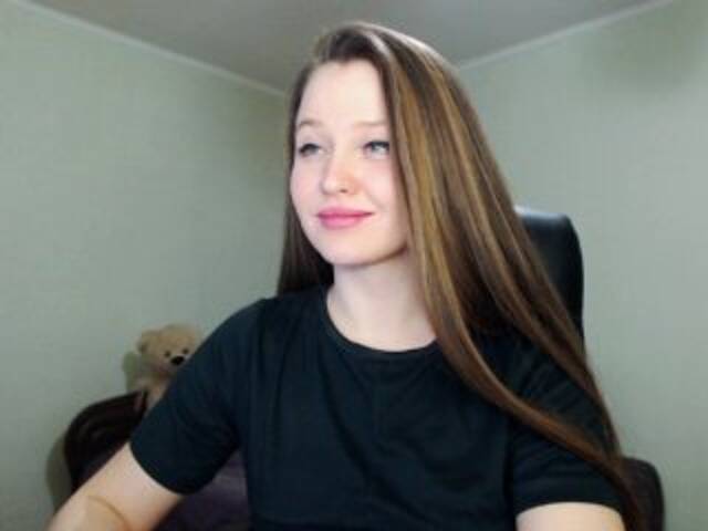 Capturas de tela de transmissão _YoungGirl_