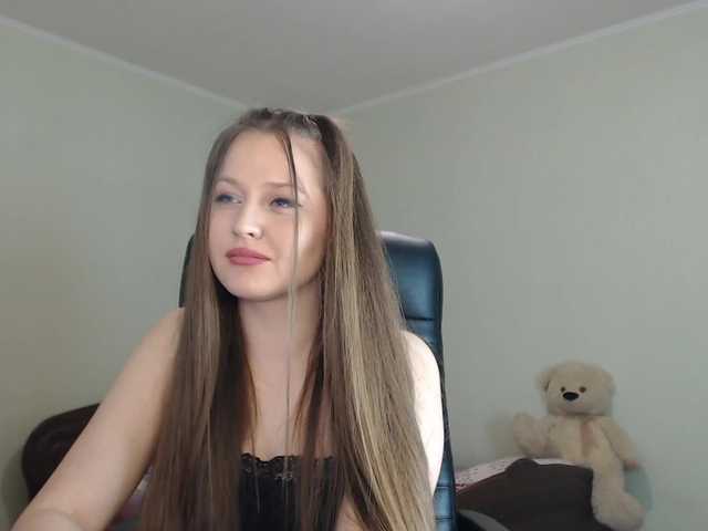 Capturas de tela de transmissão _YoungGirl_