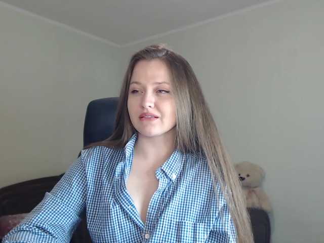 Capturas de tela de transmissão _YoungGirl_