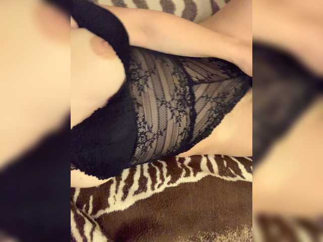 Capturas de tela de transmissão LittleGirl88