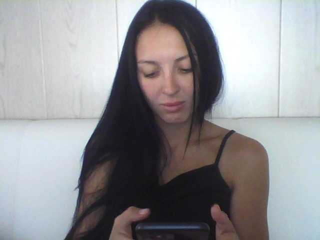 Capturas de tela de transmissão Milaya_Mila