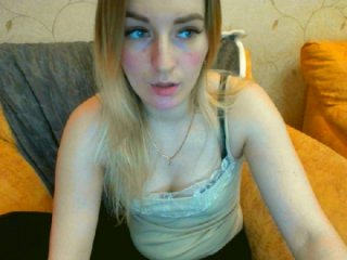 Fotos BeautyyBlond boobs 24 ass 35) add as friend 4) pm 1 с2с 5)strip dance 55