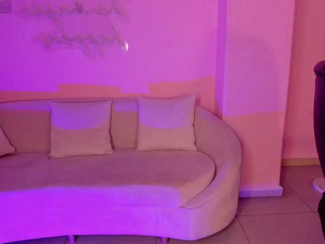 Capturas de tela de transmissão BeccaRoberts