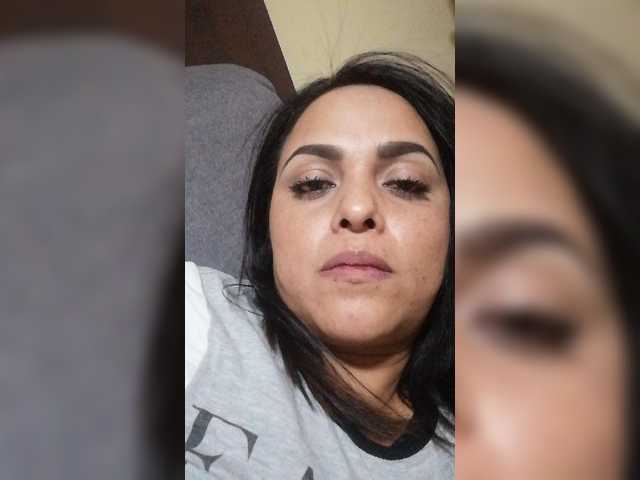 Capturas de tela de transmissão Bella1010