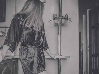 Chat de vídeo erótico bellaa-a