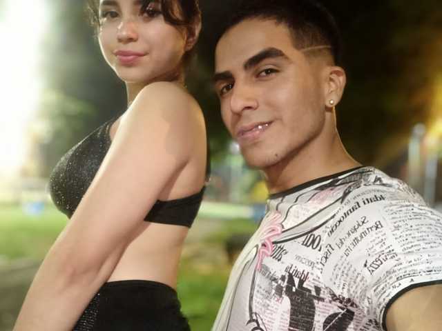 Chat de vídeo erótico BellaAndJacob