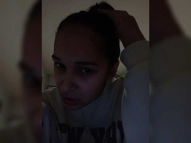 Capturas de tela de transmissão BellaBrowns