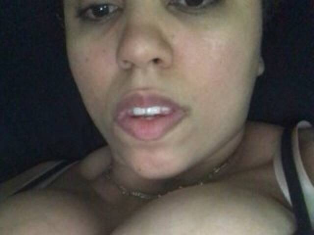 Capturas de tela de transmissão Bellastrt