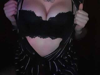 Chat de vídeo erótico BerryCherry99