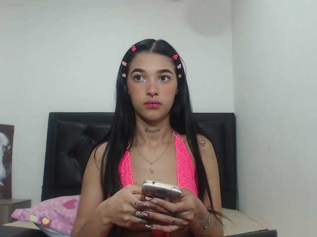 Capturas de tela de transmissão BetsyGonzalez