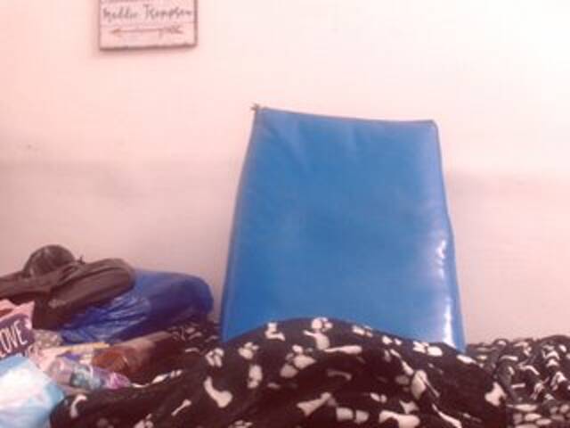 Capturas de tela de transmissão BigBustyBlack