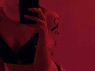 Chat de vídeo erótico linsansty