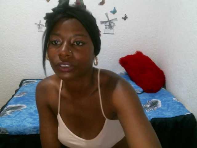 Fotos Blackrosess15 Hi guys, today I'm horny, I want us to play for a while, if you want to talk with me, start with 2 tokens and we can talk about whatever you want, I get naked and masturbate120 token o pvt.500. (101500).
