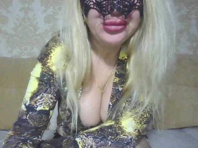 Capturas de tela de transmissão blondi23