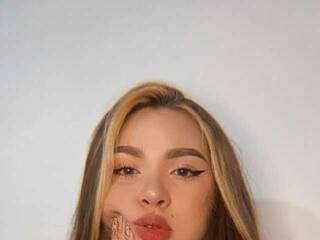 Chat de vídeo erótico Blondie-Kiutt