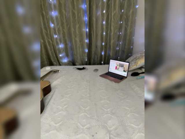 Capturas de tela de transmissão _Layla_