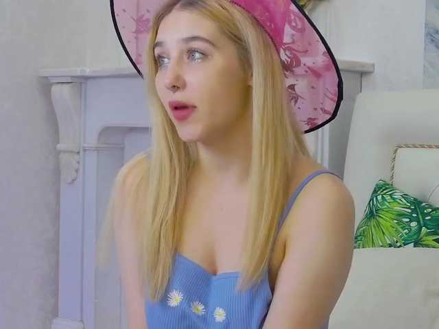 Capturas de tela de transmissão BondGirla