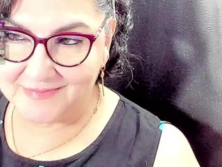 Chat de vídeo erótico cataleya-mom