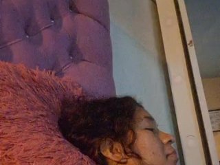 Chat de vídeo erótico elekttra_