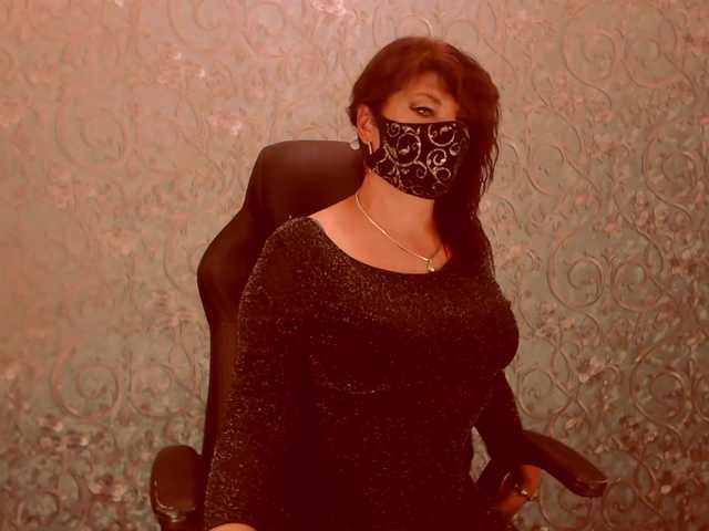 Capturas de tela de transmissão Infinitely2