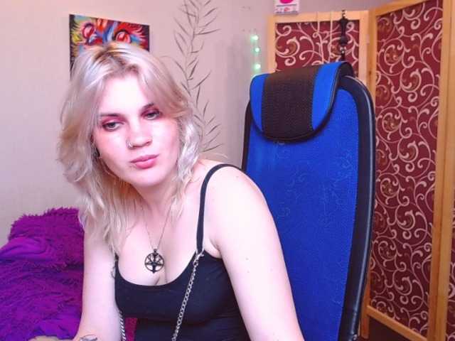 Capturas de tela de transmissão JenniferDevil