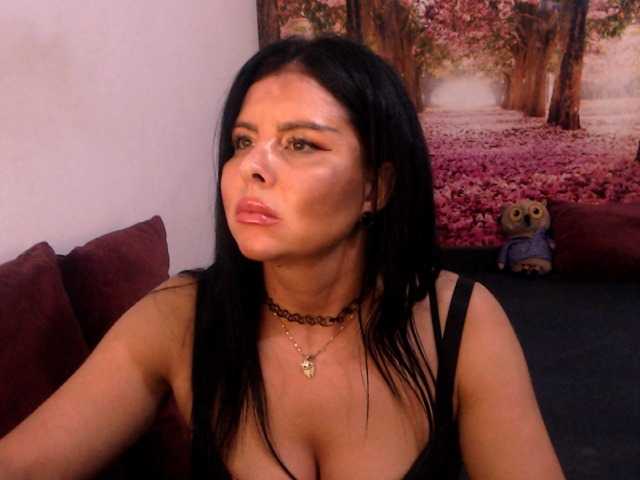 Capturas de tela de transmissão sofialiuba