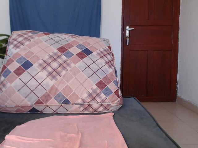 Capturas de tela de transmissão Boobyz